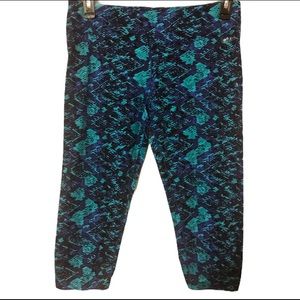 💥 MOVING SALE NWT Athletic Capri Pants XL